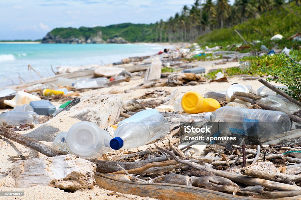 picture of the ocean pollusion