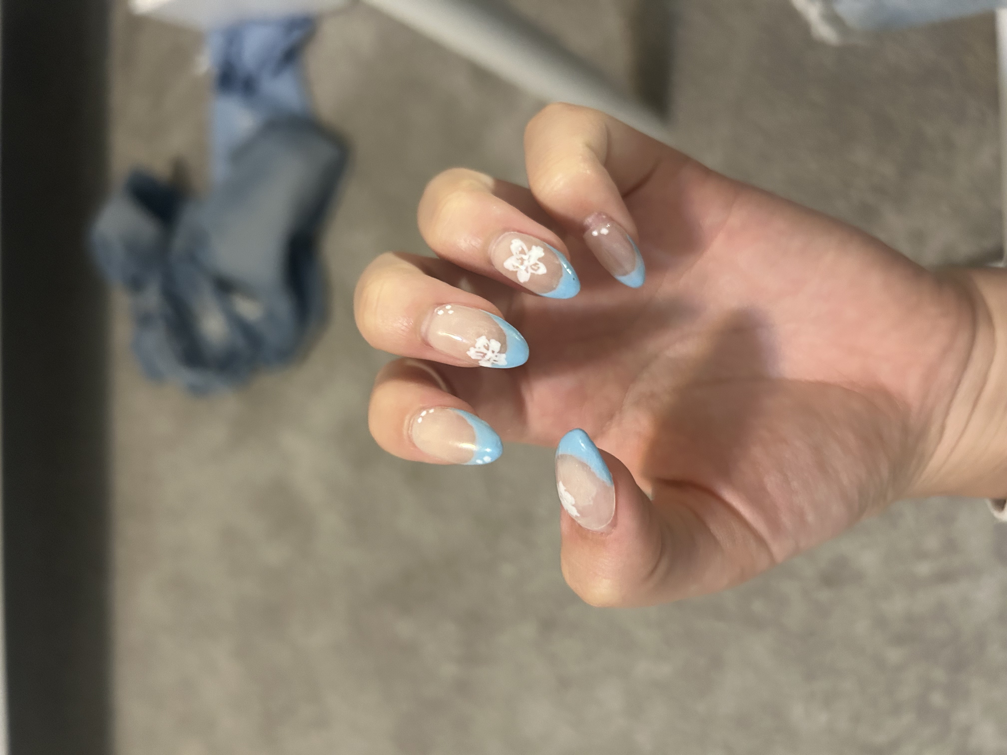 picture of my hibiscus nails